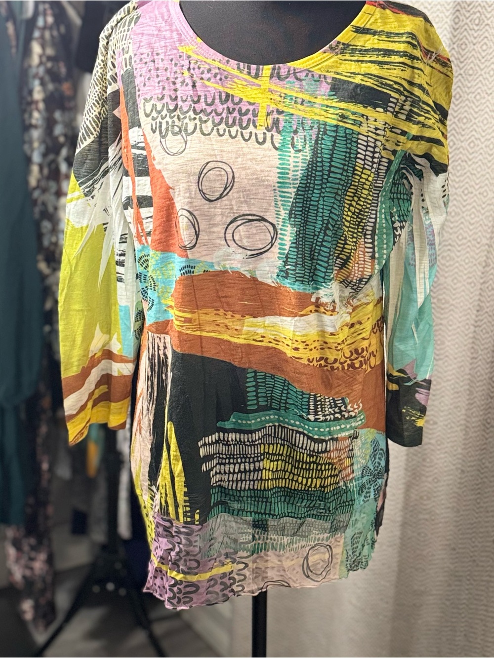 Jess&Jane Y2K Abstract Multicolor Scoop-Neck Tunic in Yellow, Teal & Black